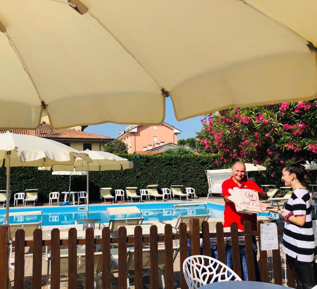 Hotel Capitol San Mauro Mare Экстерьер фото